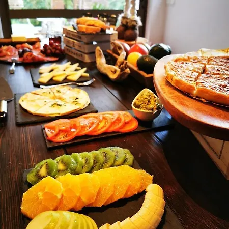 Roca Verde, Boutique 3*