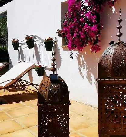 Roca Verde, Boutique 3*